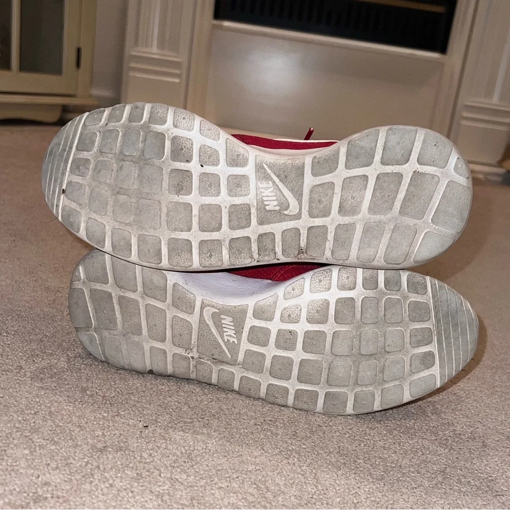 NIKE GS ROSHE RUN RED AND ORANGE - Picture 6 of 6